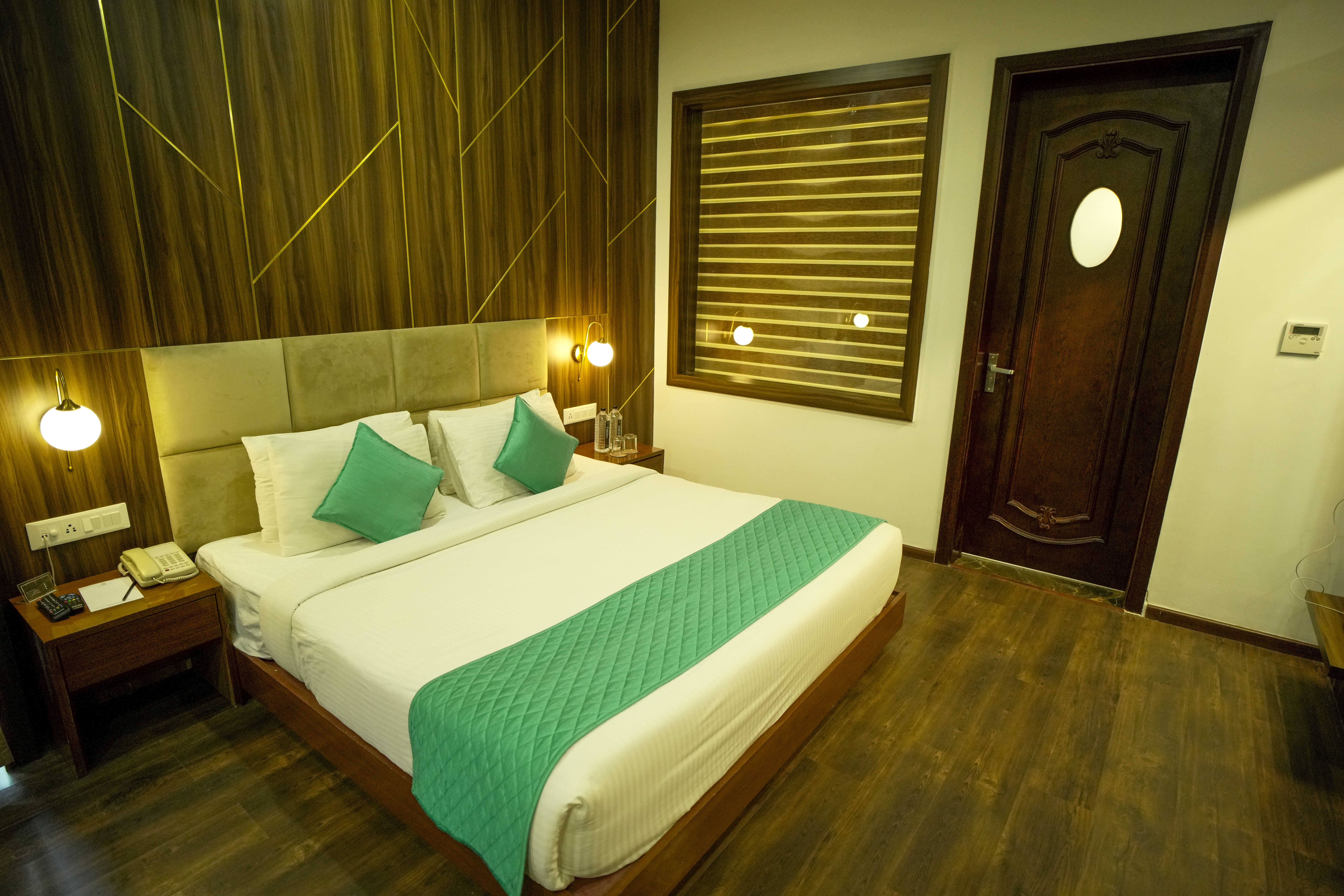 Luxury Room 6